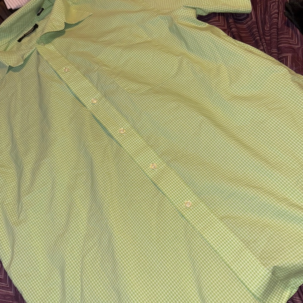 Men’s Collared Shirt - Picture 2 of 4